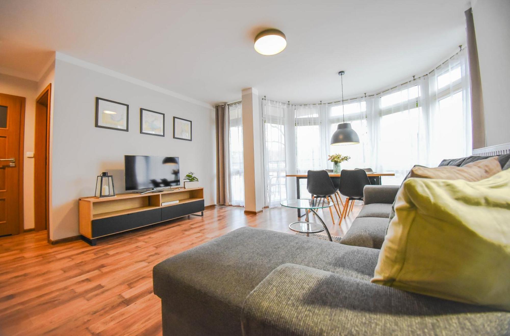 Apartamenty Na Wyspie - Villa Mistral - Apartamenty Z Sypialnia I Parkingiem Świnoujście Exterior foto